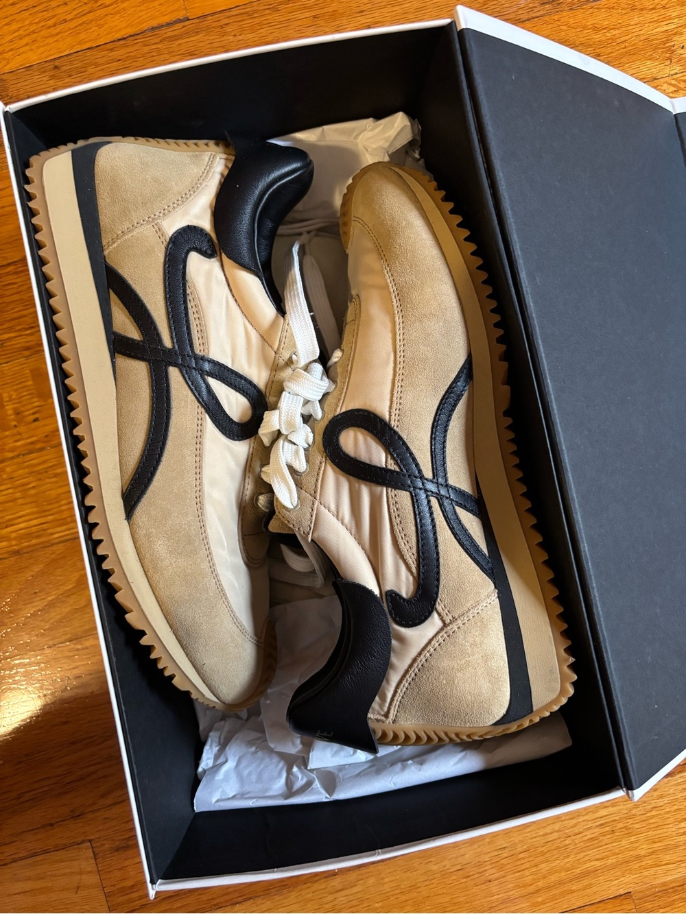 Loewe Beige and Black Flow Runner Sneakers Size 40